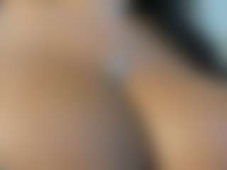Dulcinea-2's Live Sex Cam Show