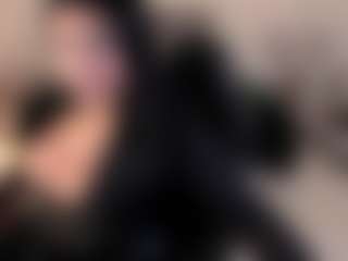 Dulcinea-2's Live Sex Cam Show