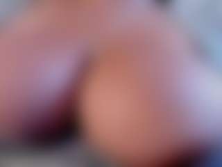 Dulcinea-2's Live Sex Cam Show