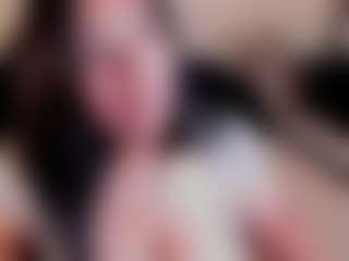 Dulcinea-2's Live Sex Cam Show