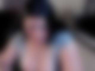 Dulcinea-2's Live Sex Cam Show