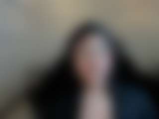 Live cam show with Dulcinea-2 - Striptease Teen (18+) on AdultVida.com