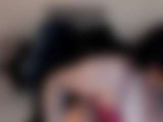 Dulcinea-2's Live Sex Cam Show