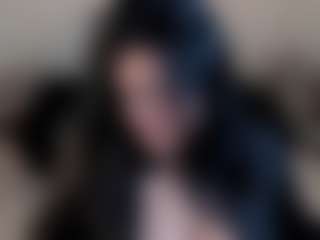 Dulcinea-2's Live Sex Cam Show