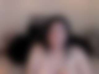 Dulcinea-2's Live Sex Cam Show