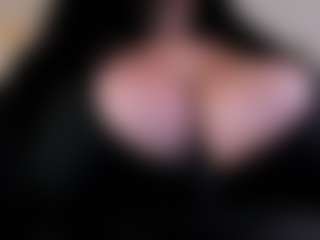 Dulcinea-2's Live Sex Cam Show