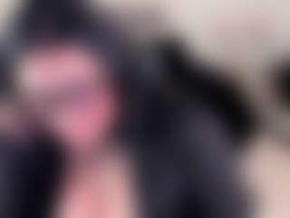 Dulcinea-2's Live Sex Cam Show