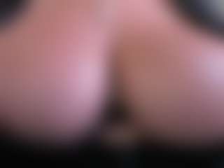 Live cam show with Dulcinea-2 - Asshole on Camsoda