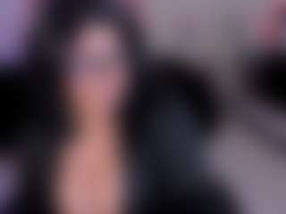 Dulcinea-2's Live Sex Cam Show