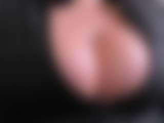 Dulcinea-2's Live Sex Cam Show