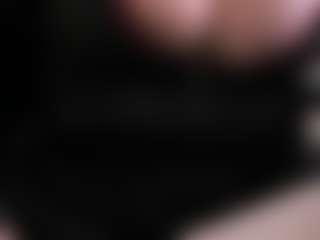 Dulcinea-2's Live Sex Cam Show