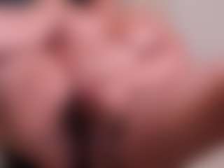 Dulcinea-2's Live Sex Cam Show