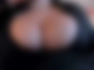 Dulcinea-2's Live Sex Cam Show
