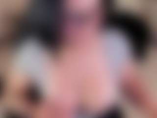 Dulcinea-2's Live Sex Cam Show
