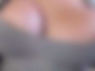 Dulcinea-2's Live Sex Cam Show