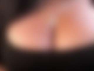 Dulcinea-2's Live Sex Cam Show