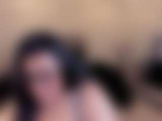 Live cam show with Dulcinea-2 - Public on SinfulBabes