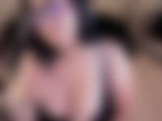 Dulcinea-2's Live Sex Cam Show