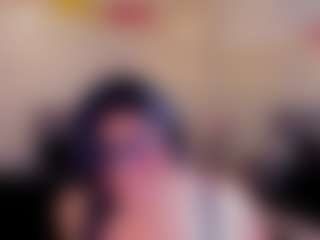 Dulcinea-2's Live Sex Cam Show