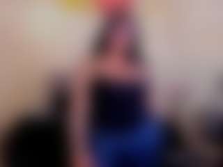 Dulcinea-2's Live Sex Cam Show