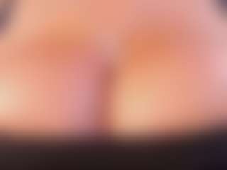 Dulcinea-2's Live Sex Cam Show