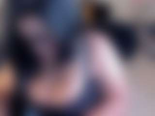 Dulcinea-2's Live Sex Cam Show