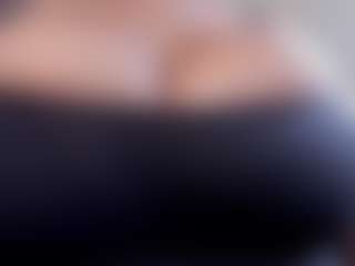 Dulcinea-2's Live Sex Cam Show