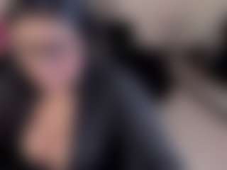 Dulcinea-2's Live Sex Cam Show