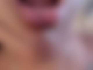 Dulcinea-2's Live Sex Cam Show