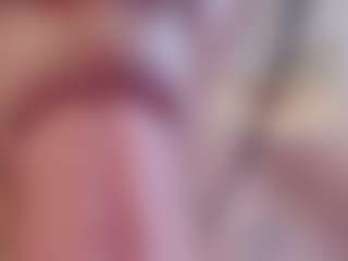 Dulcinea-2's Live Sex Cam Show