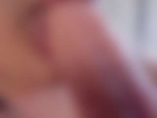 Dulcinea-2's Live Sex Cam Show
