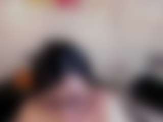 Dulcinea-2's Live Sex Cam Show