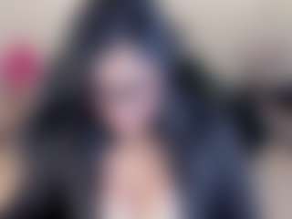 Dulcinea-2's Live Sex Cam Show
