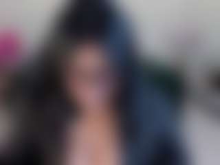 Dulcinea-2's Live Sex Cam Show