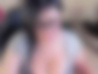 Dulcinea-2's Live Sex Cam Show