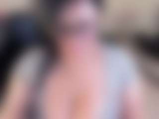 Dulcinea-2's Live Sex Cam Show
