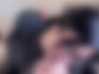 Dulcinea-2's Live Sex Cam Show