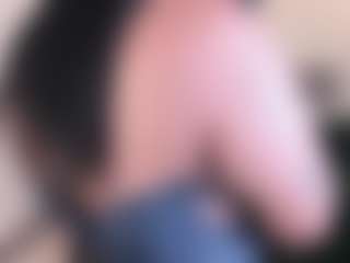 Dulcinea-2's Live Sex Cam Show