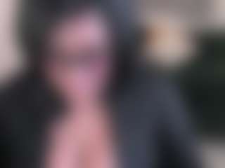 Live cam show with Dulcinea-2 - Fingering on eurowanks.com