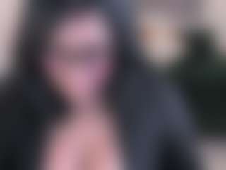 Dulcinea-2's Live Sex Cam Show