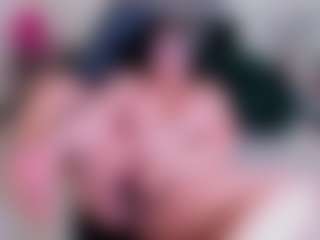 Dulcinea-2's Live Sex Cam Show