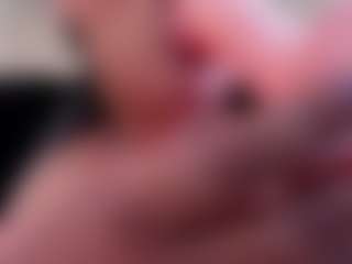 Dulcinea-2's Live Sex Cam Show