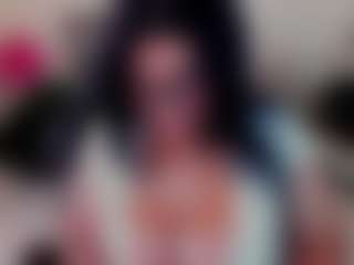 Spettacolo in cam dal vivo con Dulcinea-2 - Full Nudity su Camsoda