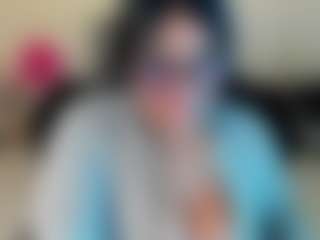 Dulcinea-2's Live Sex Cam Show