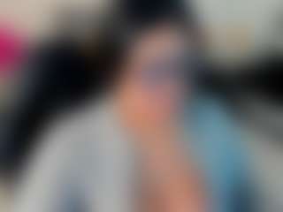 Dulcinea-2's Live Sex Cam Show