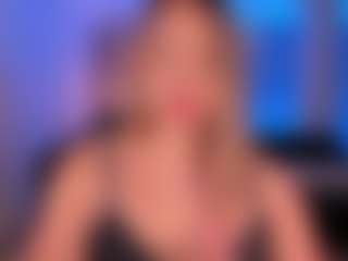 Live cam show with Haley Green - Moaning on Camsoda