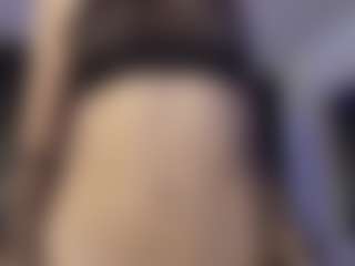 Live cam show with Sabrina-Grace - Athletic on CamwithHer