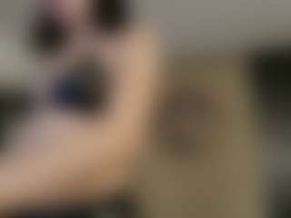 Live cam show with Sabrina-Grace - Full Nudity on StripNow