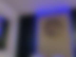 Live cam show with Sabrina-Grace - Tease on Fling VIP Chat