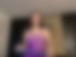 Live cam show with Sabrina-Grace - Erotic Dance on Cam Slut